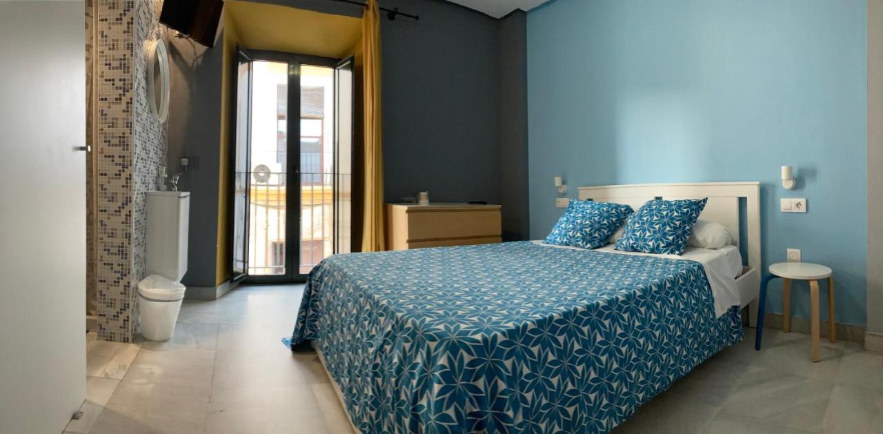 Baobab Hostal Ель-Пуерто-де-Санта-Марія Екстер'єр фото